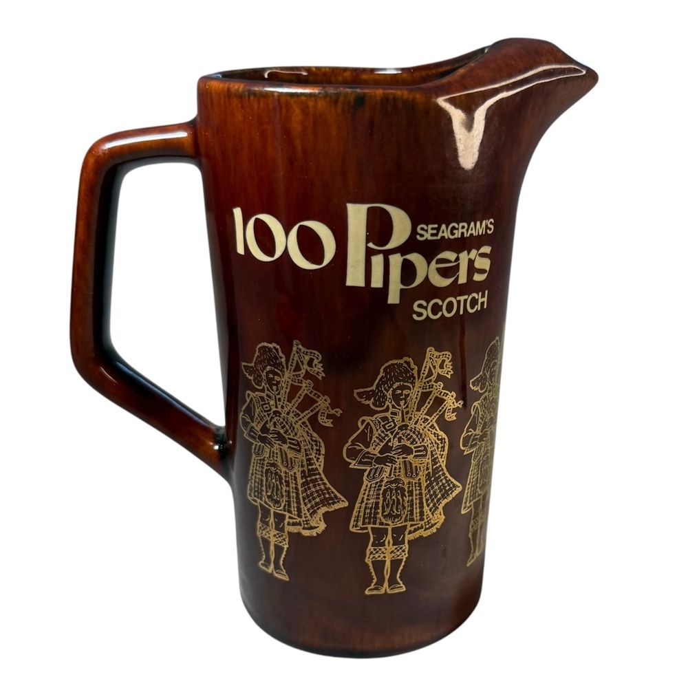 SEAGRAMS 100 PIPERS SCOTCH